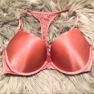 NWOT Victoria’s Secret Pink Front-Close Bombshell